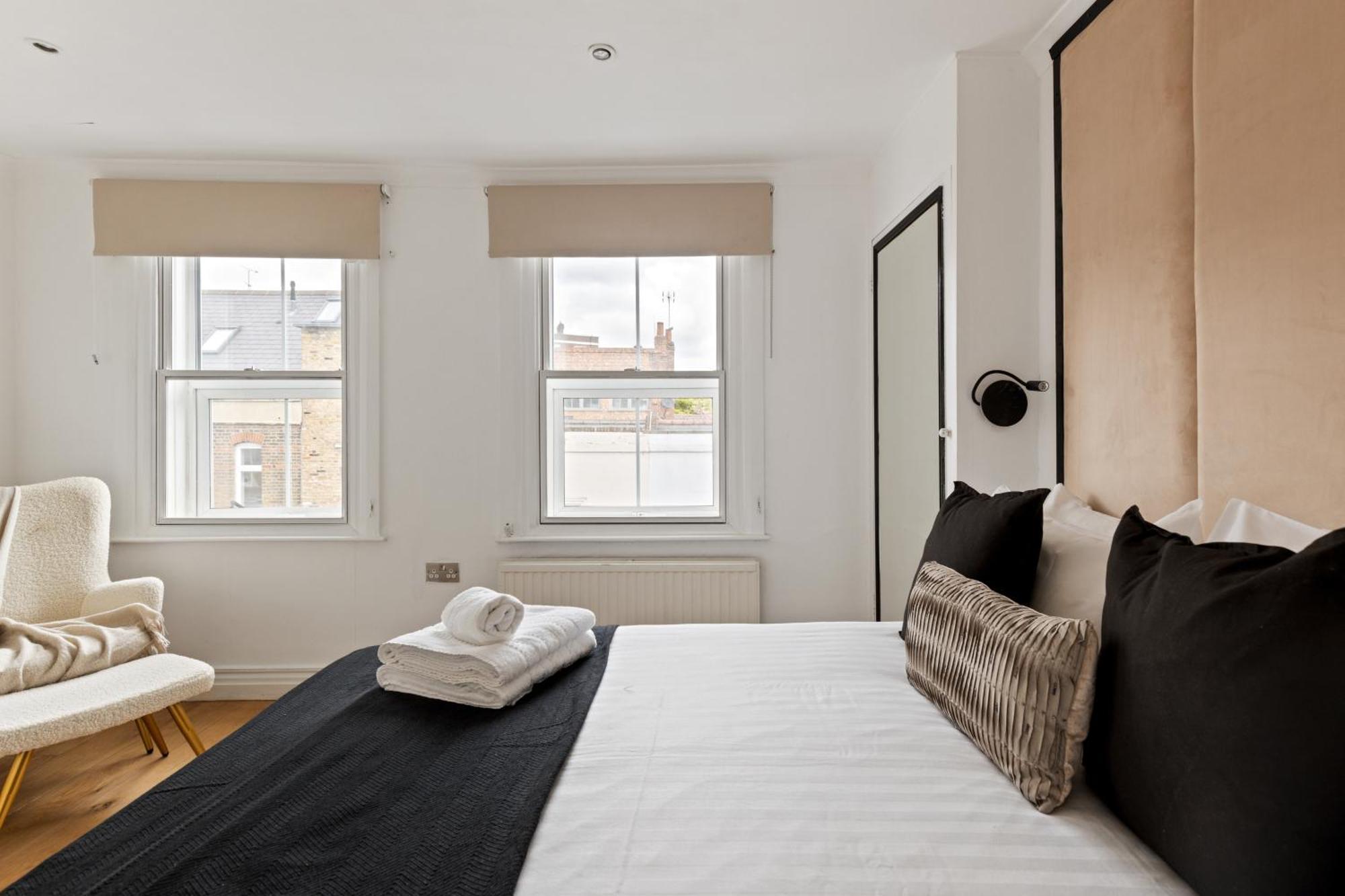 Knightsbridge Residences By Dena Elite Collection London Room photo